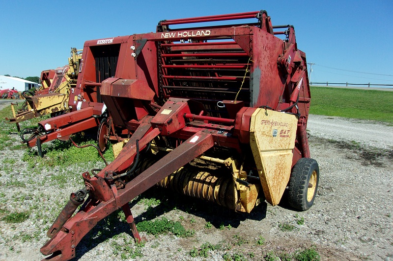 1982 new holland 847 round baler for sale at baker & sons in ohio