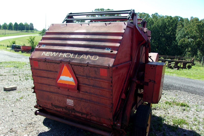 1982 new holland 847 round baler for sale at baker & sons equipment in ohio