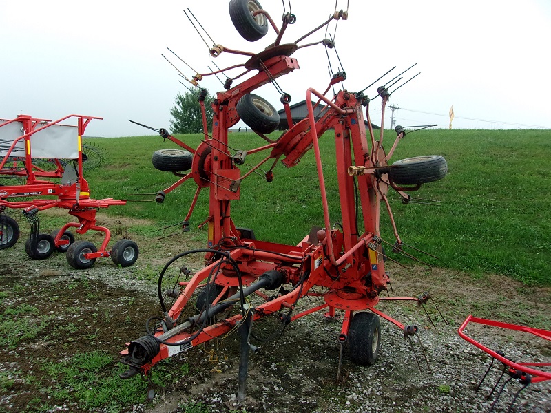used kuhn gf7802tha tedder for sale at baker & sons equipment in ohio