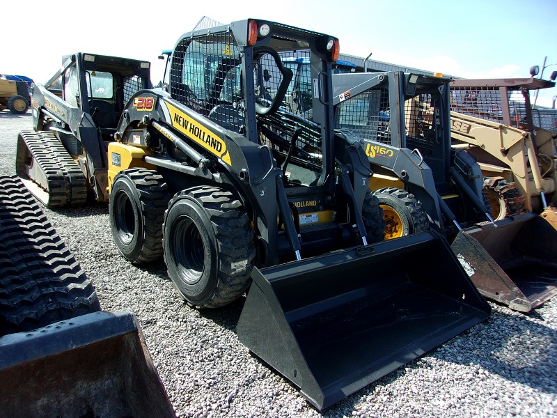 2017 new holland l218 skidsteer loader in stock at baker and sons in ohio