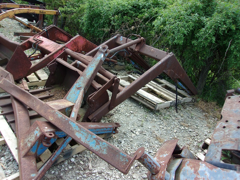 USED FORD LOADER