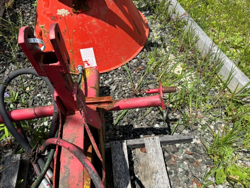 Used Kelley KLS36 log splitter at Baker & Sons Equipment in Ohio