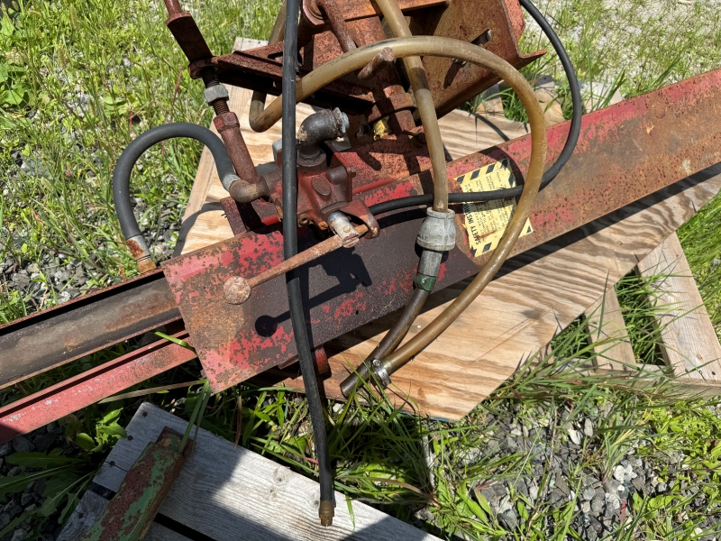 Used Shaver HD8 post driver at Baker & Sons Equipment in Ohio