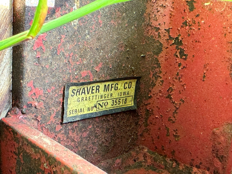 Used Shaver HD8 post driver at Baker & Sons Equipment in Ohio