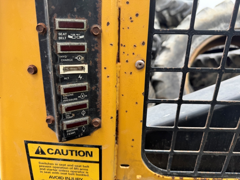 1992 New Holland L553 skidsteer in stock at Baker & Sons Equipment in Ohio
