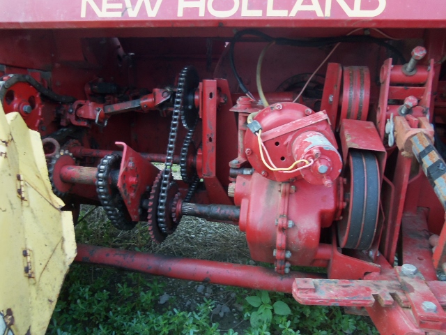 USED NEW HOLLAND 782 FORAGE CHOPPER