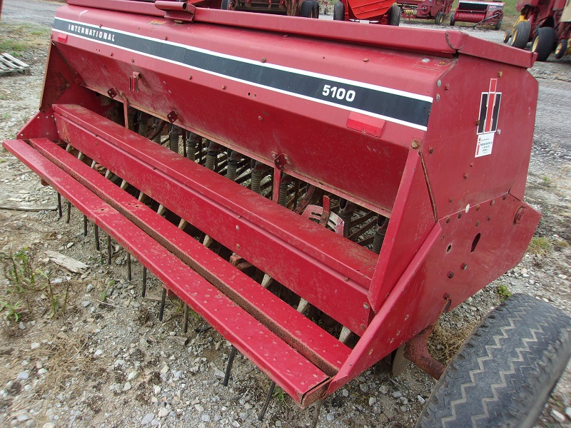 used IH 5100 grain drill at Baker & Sons Equipment in Ohio