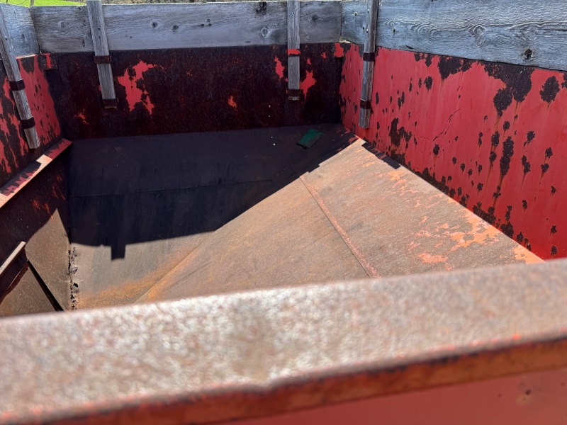 Used Killbros 350 gravity wagon for sale at Baker & Sons Equipment in Ohio