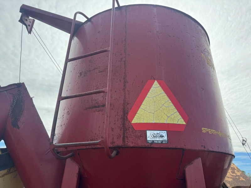 Used New Holland 354 grinder for sale at Baker & Sons Equipment in Ohio