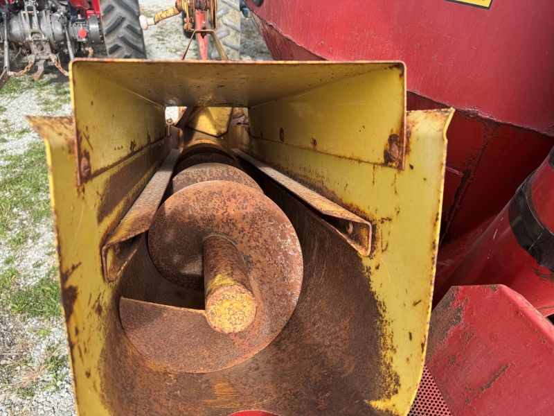 Used New Holland 354 grinder for sale at Baker & Sons Equipment in Ohio