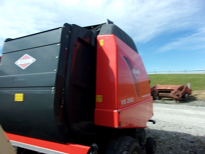 2010 kuhn vb2190 round baler for sale at baker and sons in ohio