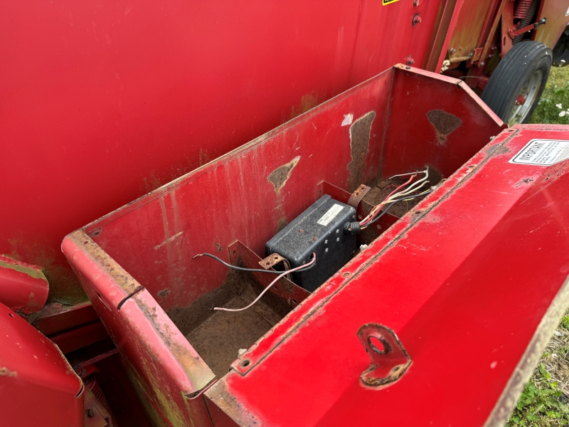1987 Case 3450 round baler for sale at baker & sons equipment in ohio