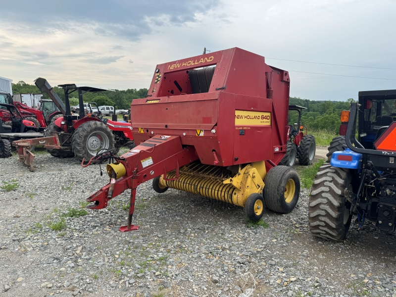 1993 New Holland 640 round baler at Baker & Sons Equipment in Ohio