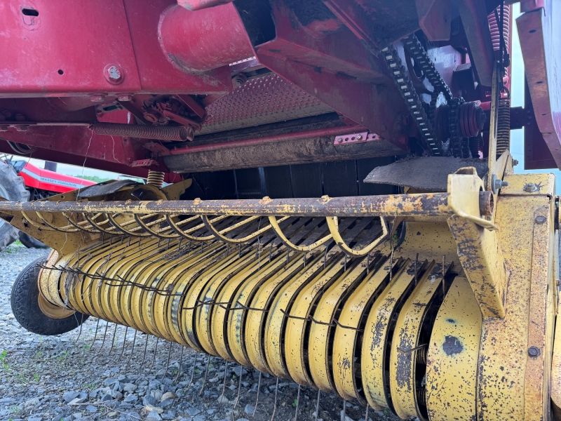 1993 New Holland 640 round baler at Baker & Sons Equipment in Ohio