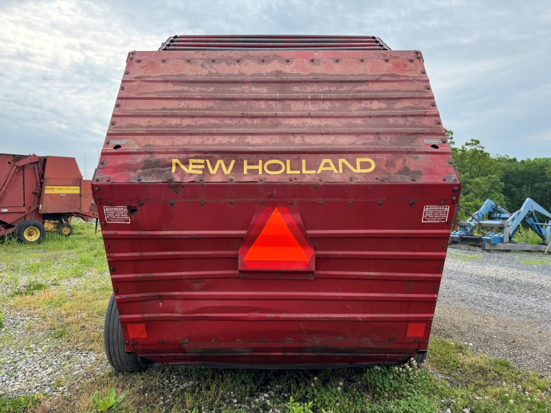 1979 New Holland 851 round baler at Baker & Sons Equipment in Ohio