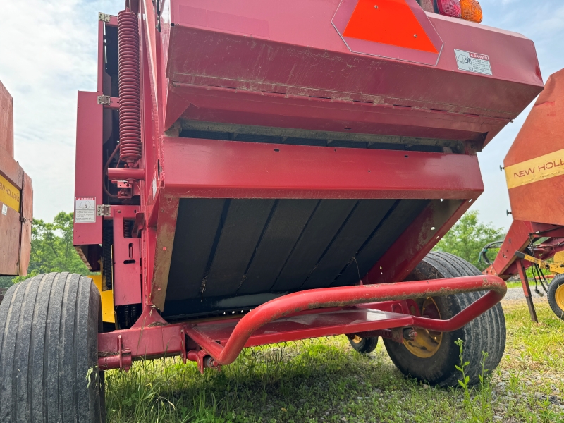 2001 New Holland 648 round baler for sale at Baker and Sons Equipment in Ohio