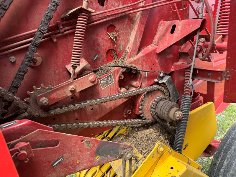 2001 New Holland 648 round baler for sale at Baker and Sons Equipment in Ohio
