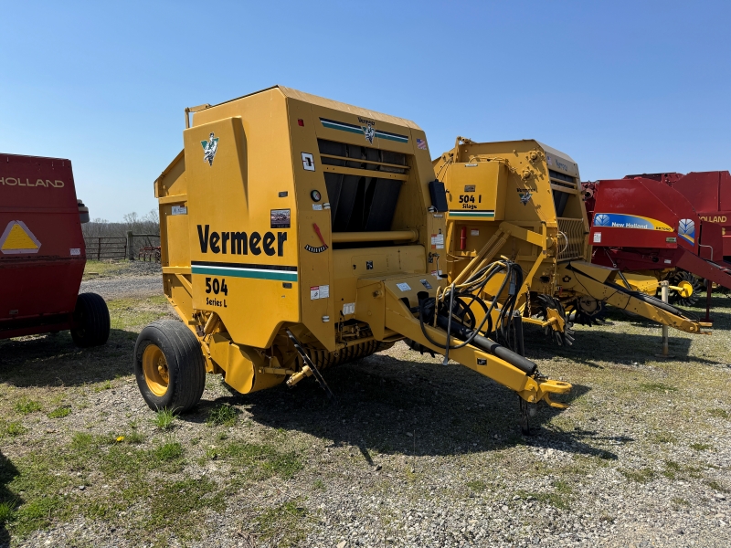1997 Vermeer 504L round baler at Baker & Sons Equipment in Ohio