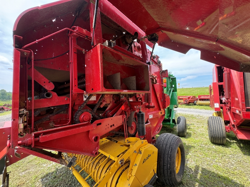 2012 New Holland BR7060 round baler at Baker and Sons Equipment in Ohio