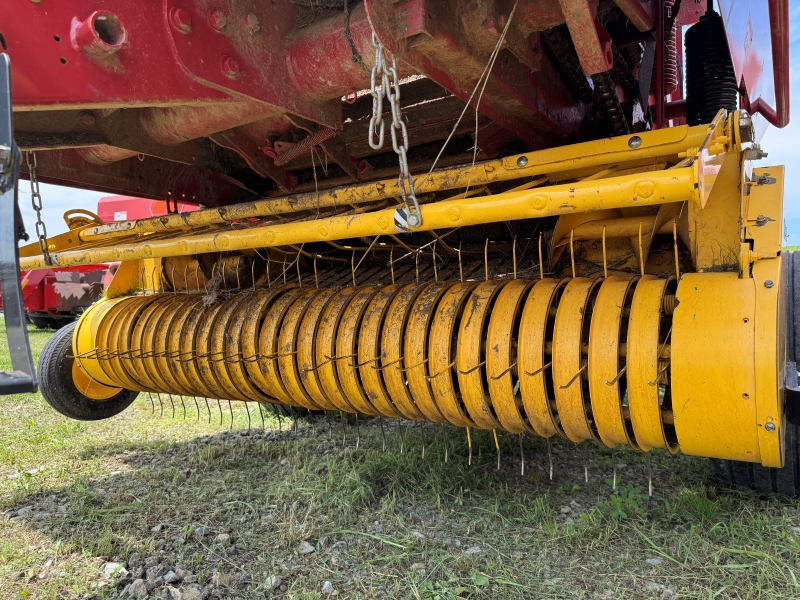 2012 New Holland BR7060 round baler at Baker and Sons Equipment in Ohio