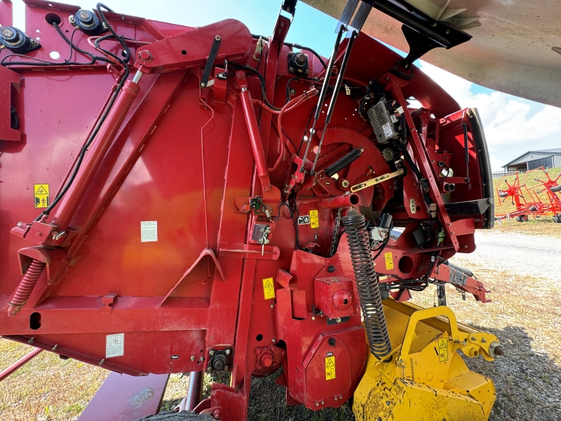 2015 New Holland RB450 round baler at Baker and Sons Equipment in Ohio