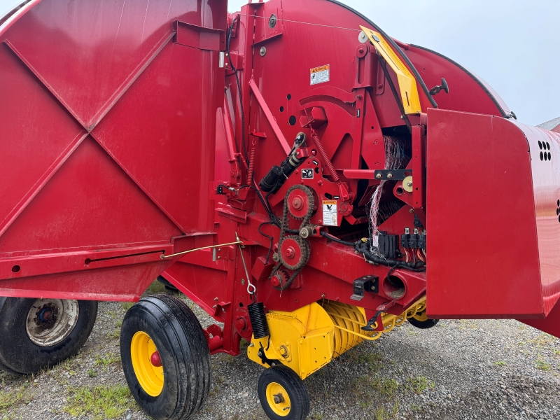 2018 New Holland RB450U round baler at Baker and Sons Equipment in Ohio