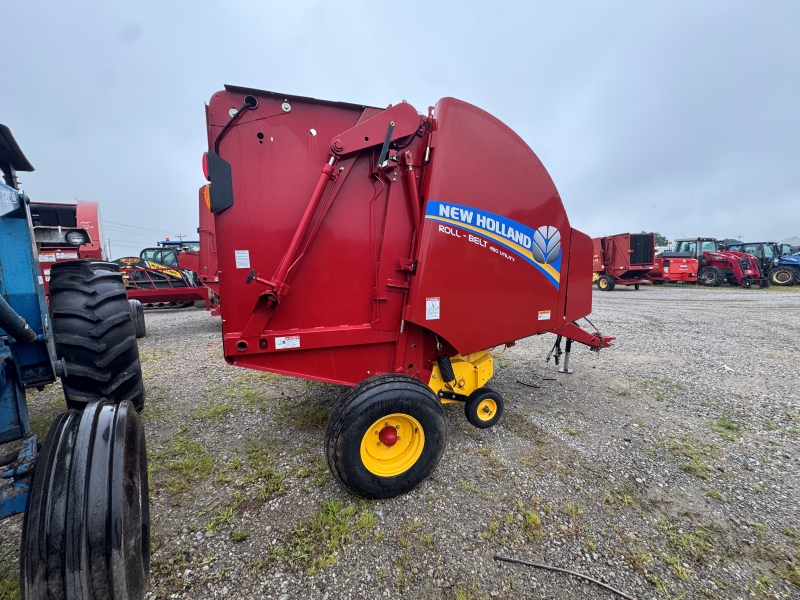 2018 New Holland RB450U round baler at Baker and Sons Equipment in Ohio