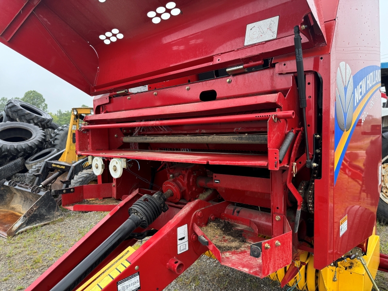 2018 New Holland RB450U round baler at Baker and Sons Equipment in Ohio