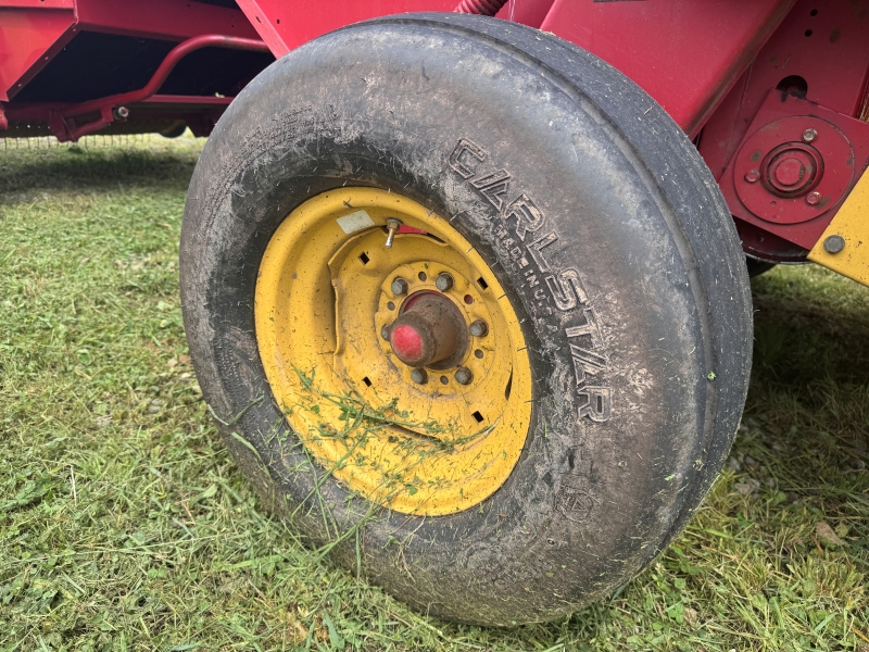 1995 New Holland 650 round baler at Baker & Sons Equipment in Ohio