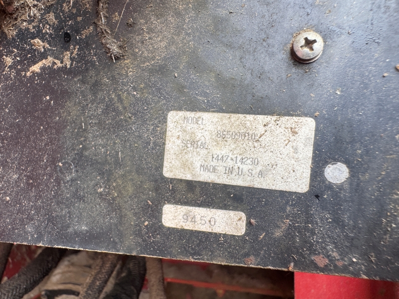 1995 New Holland 650 round baler at Baker & Sons Equipment in Ohio