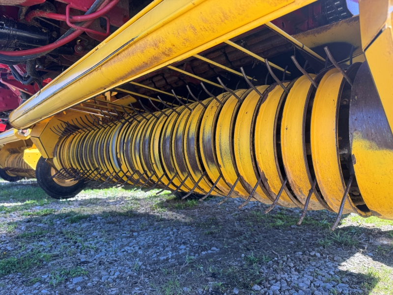 2015 New Holland RB450 round baler at Baker and Sons Equipment in Ohio