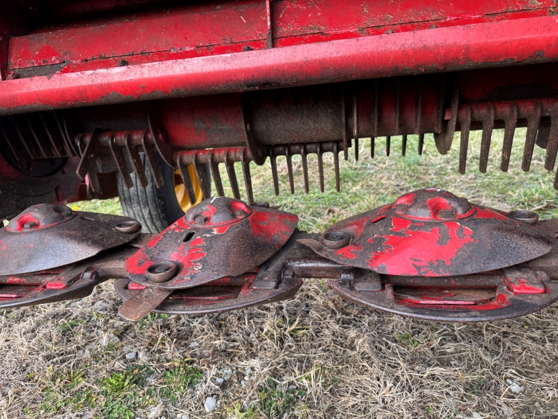 2012 New Holland H7320 disc mower conditioner for sale at Baker and Sons in Ohio