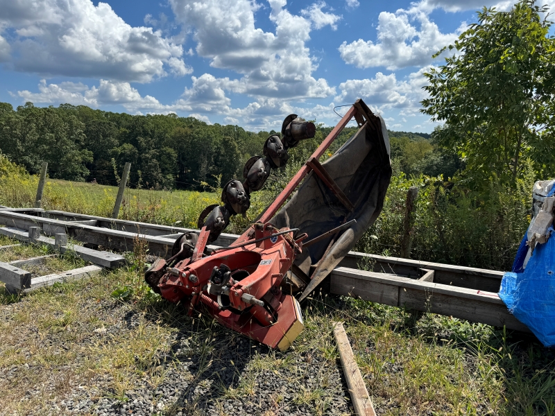 2001 New Holland 616 disc mower for sale at Baker and Sons in Ohio