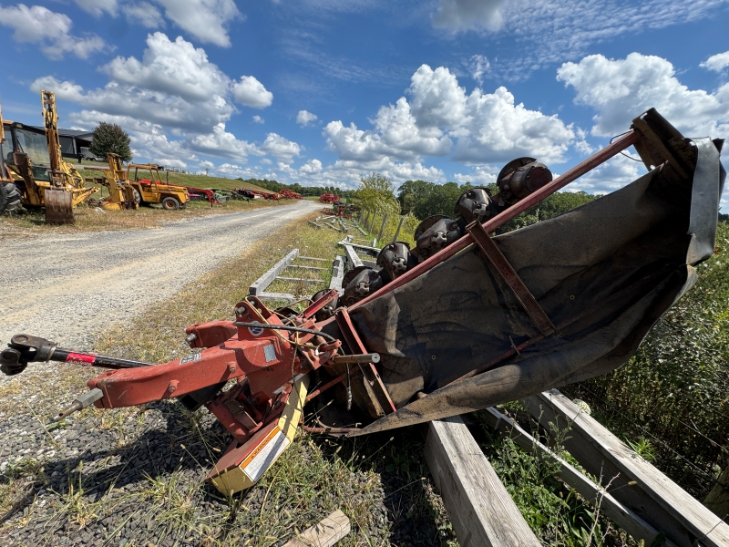 2001 New Holland 616 disc mower for sale at Baker and Sons in Ohio