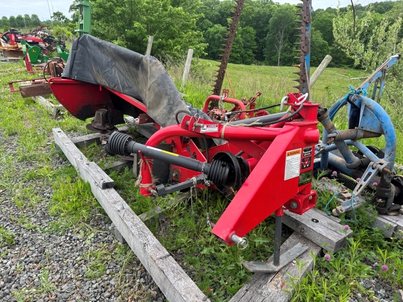 2009 Massey Ferguson 1326 disc mower for sale at Baker & Sons Equipment in Ohio