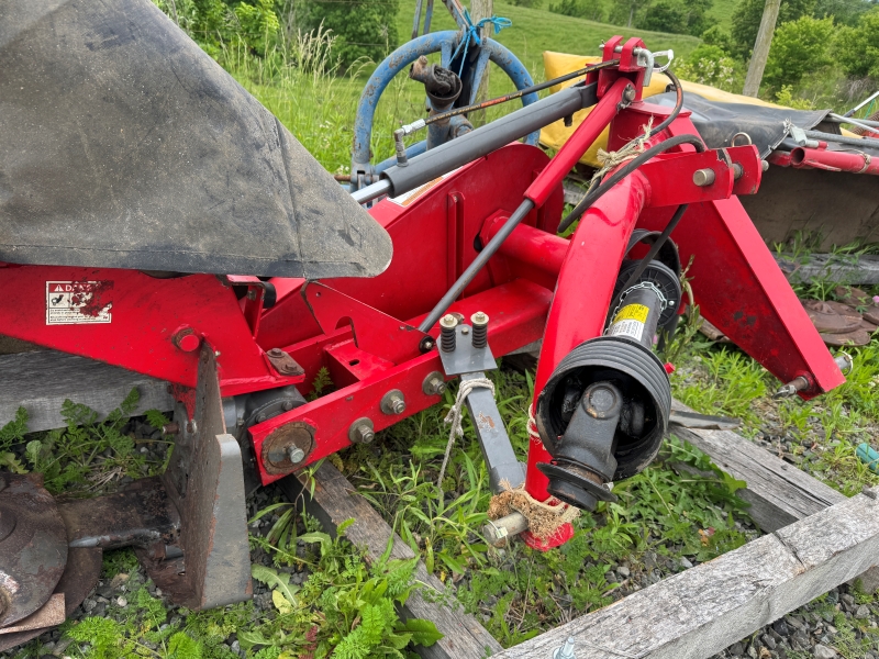 2009 Massey Ferguson 1326 disc mower for sale at Baker & Sons Equipment in Ohio