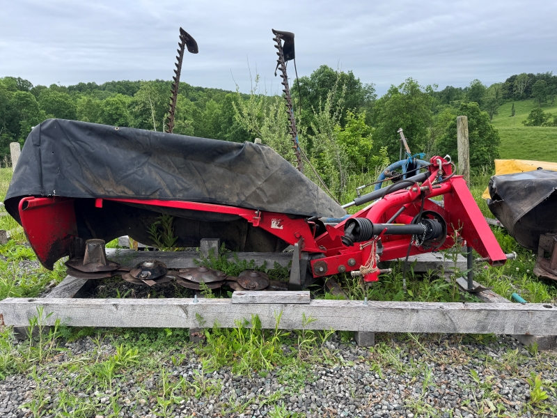 2009 Massey Ferguson 1326 disc mower for sale at Baker & Sons Equipment in Ohio