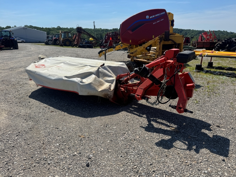 2012 Kuhn GMD600GIIHD disc mower for sale at Baker & Sons Equipment in Ohio