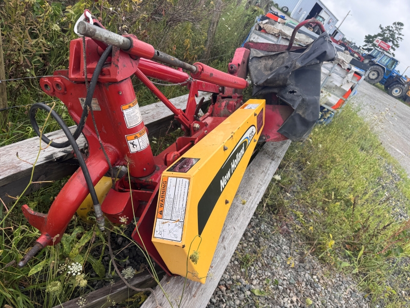 2005 New Holland 615 disc mower for sale at Baker & Sons Equipment in Ohio