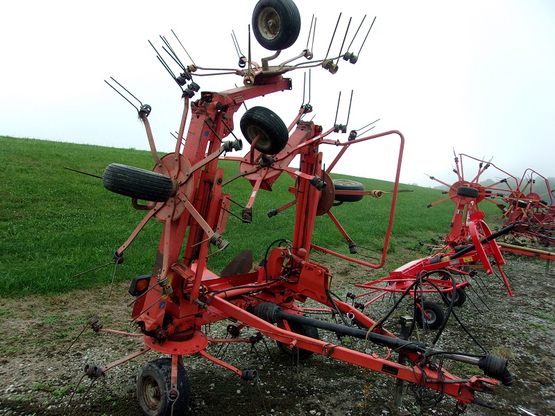 used kuhn gf7802tha tedder for sale at baker and sons equipment in ohio