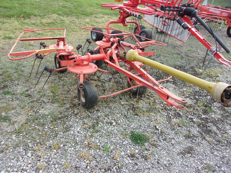 used kuhn gf440qt tedder for sale at baker and sons equipment in ohio