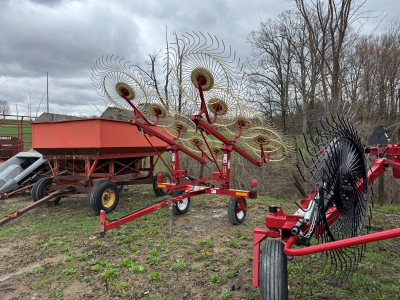 Used H & S CR10 rake for sale at Baker & Sons Equipment in Ohio