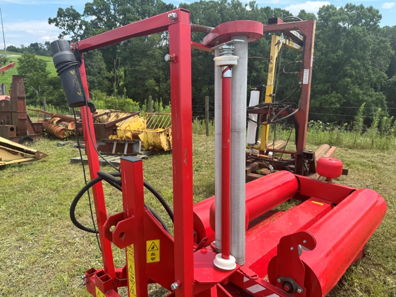 Used Shenandoah 3pt bale wrapper at Baker and Sons in Ohio