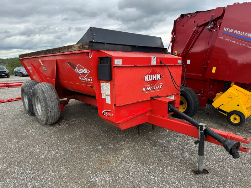 2016 Kuhn 8114 manure spreader at Baker & Sons Equipment in Ohio