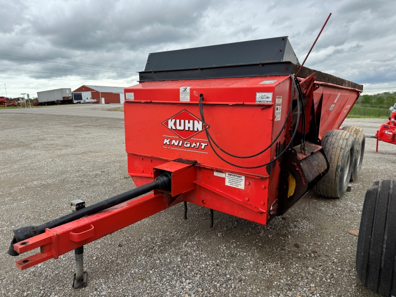 2016 Kuhn 8114 manure spreader at Baker & Sons Equipment in Ohio