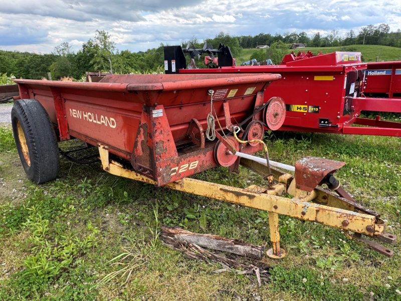 Used New Holland 328 manure spreader at Baker & Sons Equipment in Ohio