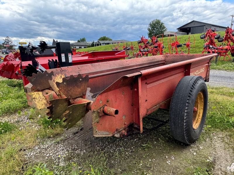 Used New Holland 328 manure spreader at Baker & Sons Equipment in Ohio