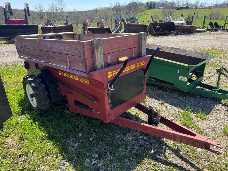Used Pequea 25G manure spreader at Baker & Sons Equipment in Ohio