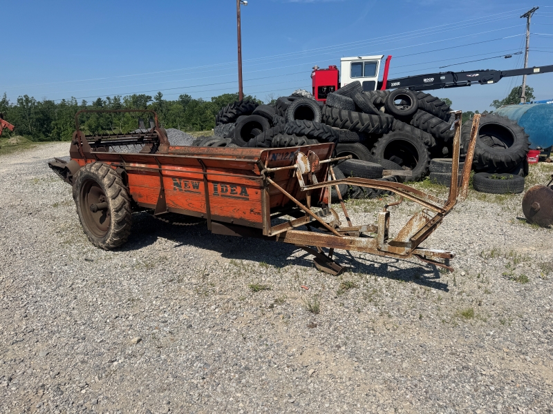 1955 New Idea 12A manure spreader at Baker & Sons Equipment in Ohio