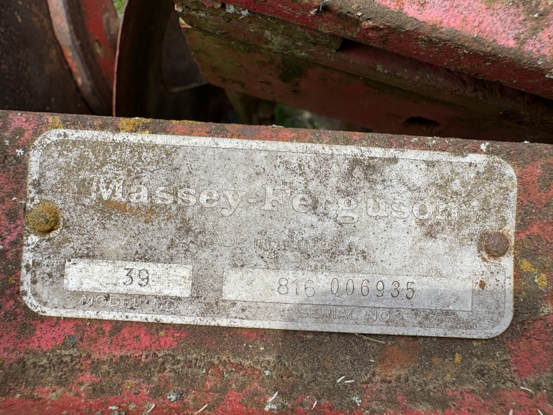 Used Massey Ferguson 39 disc at Baker & Sons Equipment in Ohio